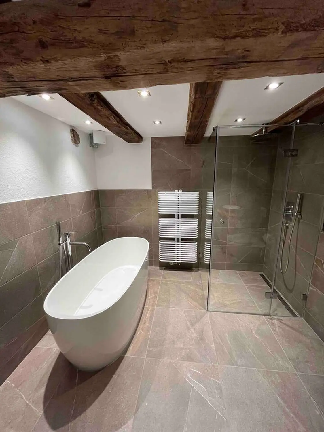 Waschbecken im Badezimmer Ferienhaus von Vermietung - Christoph Maier